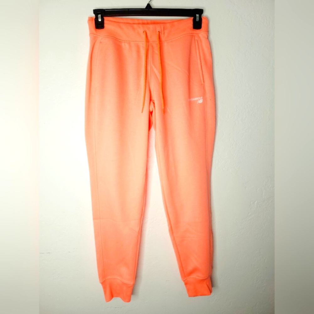 NWT New Balance Joggers Medium